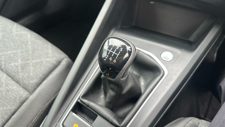 Volkswagen Golf 1.5 TSI 150 Life 5dr Petrol Hatchback